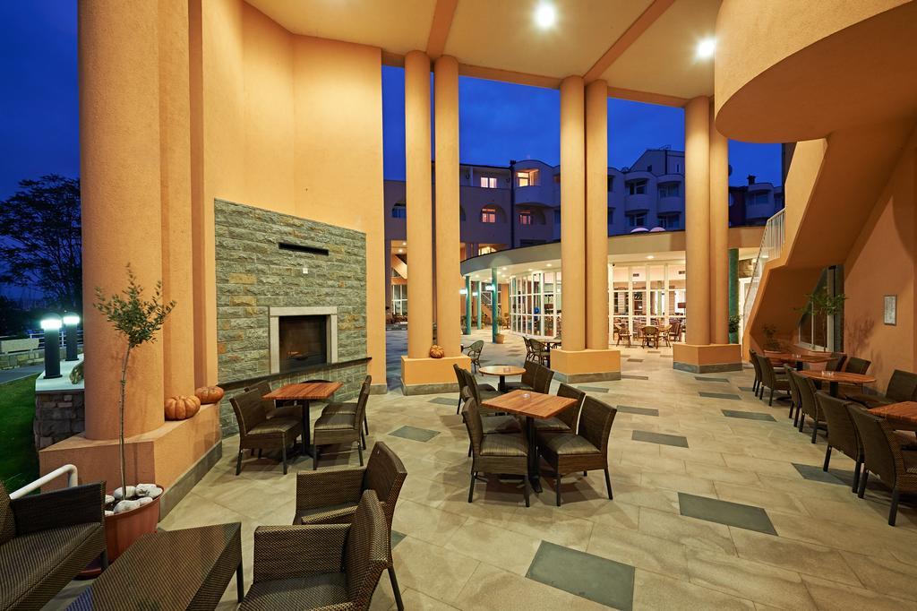 איזולה Hotel Delfin מראה חיצוני תמונה