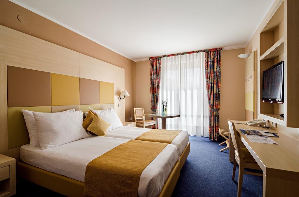 איזולה Hotel Delfin חדר תמונה